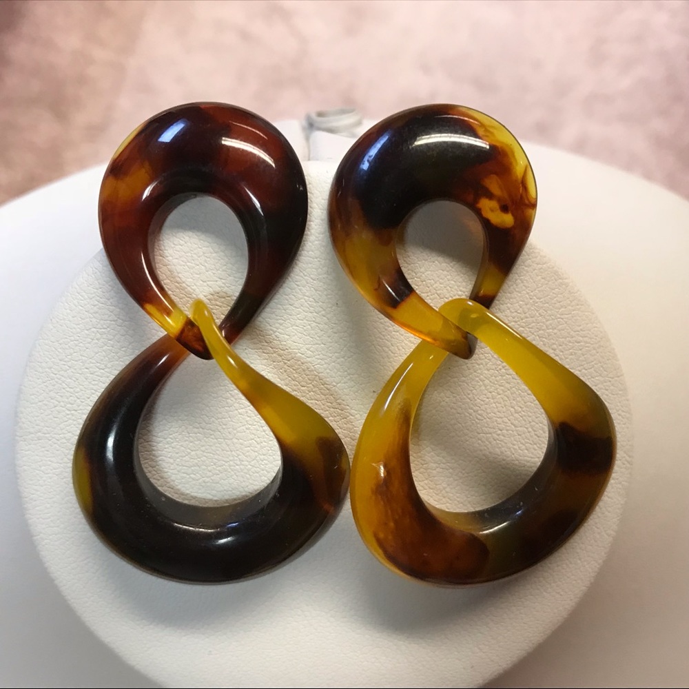 Tortoise shell infinity pierced dangle earrings